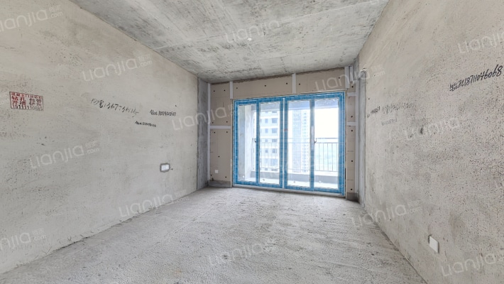 大汉春和云境二手房实景图