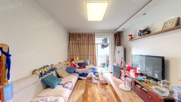 山水天成二手房实景图