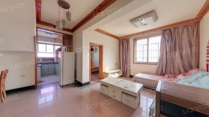 京山路平安商住楼二手房实景图