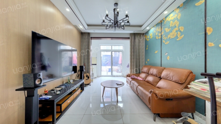 上坤旭辉墅二手房实景图