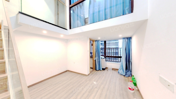 卓越华堂时光二手房实景图