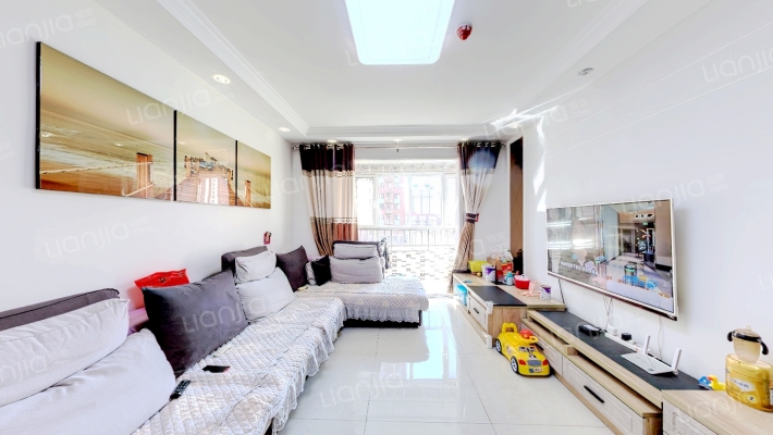 博雅盛世E区二手房实景图