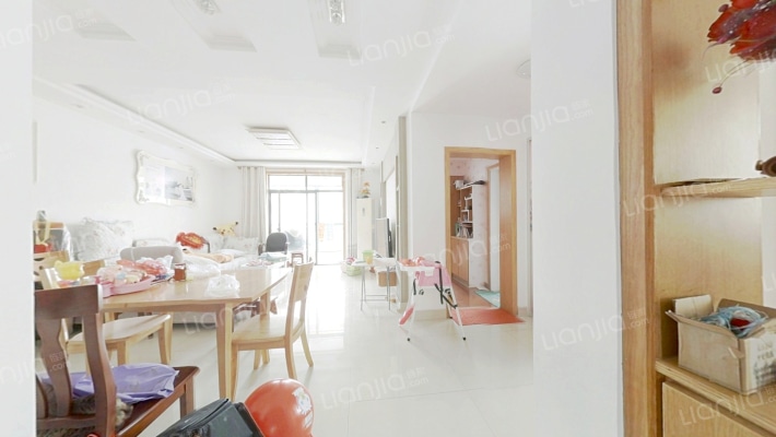 君悦华庭东区二手房实景图