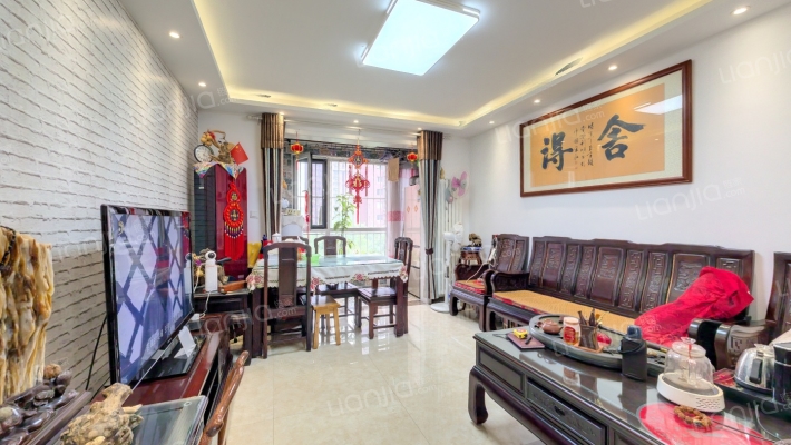 国际花园3号院二手房实景图