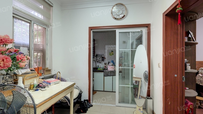 新华三村二手房实景图