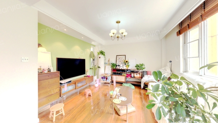 万科魅力之城二期二手房实景图