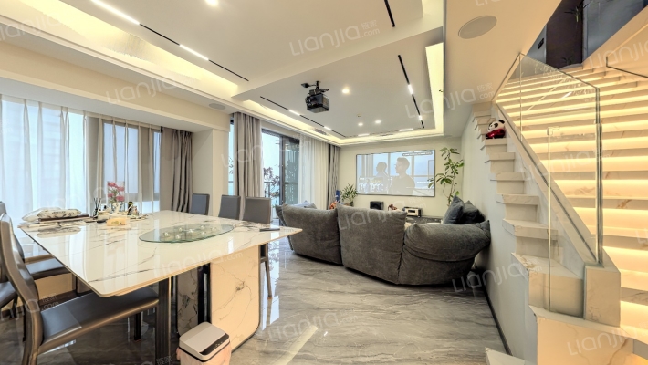 云邸二手房实景图