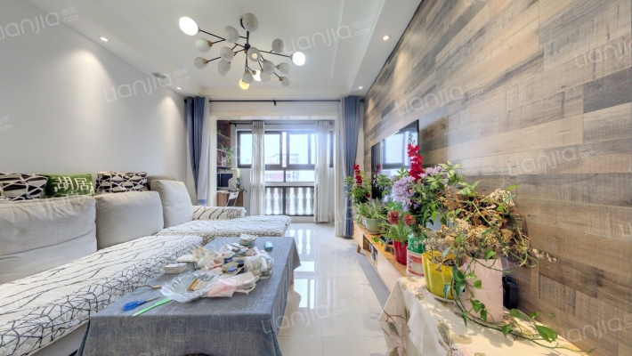 德商华府天骄二手房实景图