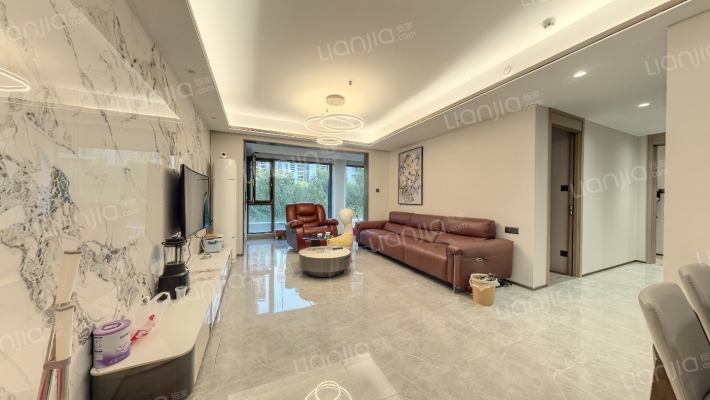 保利天汇北区二手房实景图