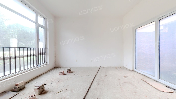 东山国际君度半山二手房实景图