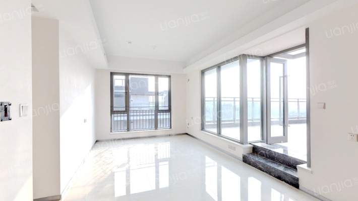 保利月湖苑二手房实景图