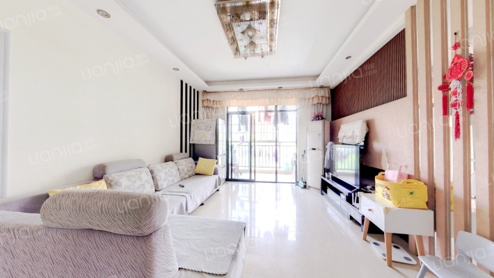 米兰小镇东区二手房实景图