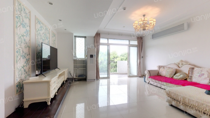 云间绿大地二手房实景图