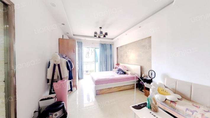 云顶翠峰二期二手房实景图