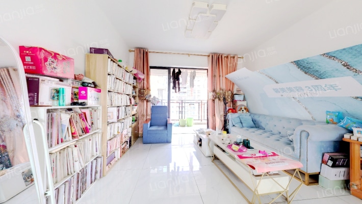 永江臻萃园二手房实景图