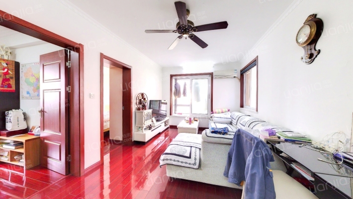 乐业东苑二手房实景图