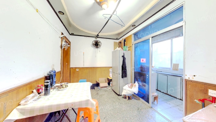 凤凰社区二手房实景图