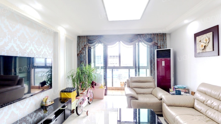 鸿兴城巧克力公馆二手房实景图