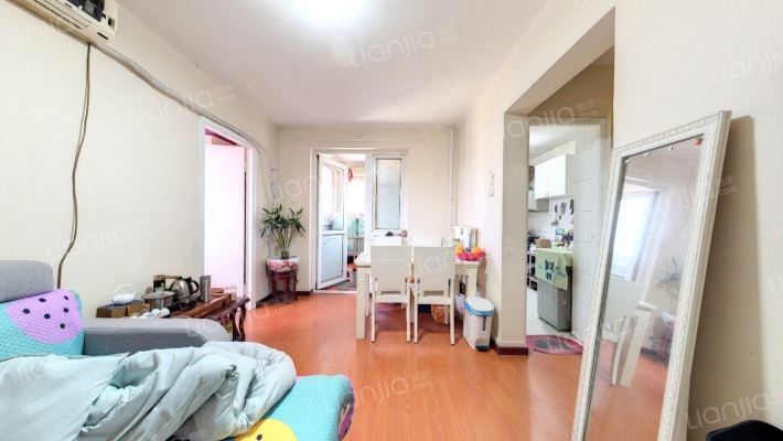 莲怡园一区二手房实景图