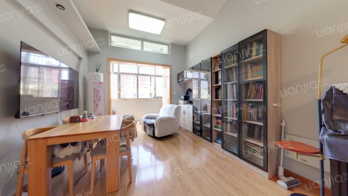 桃园新城中城苑二手房实景图