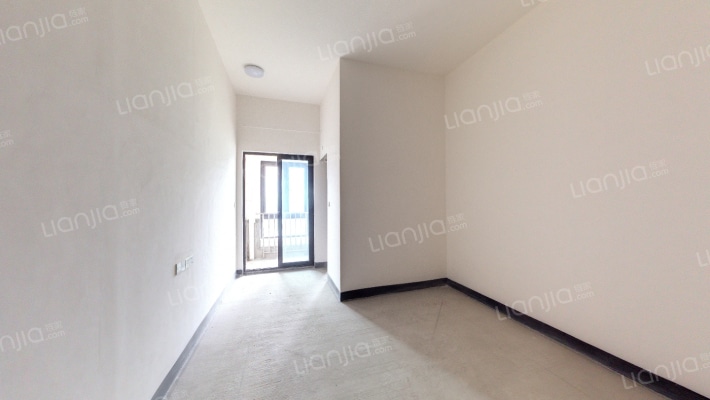 紫御江山誉公馆二手房实景图