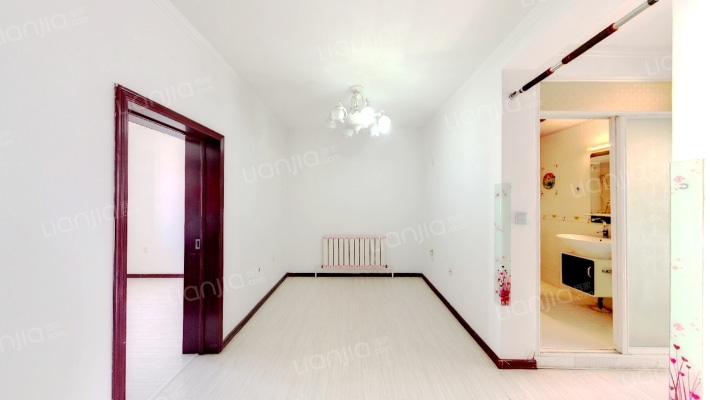 建设花园二手房实景图