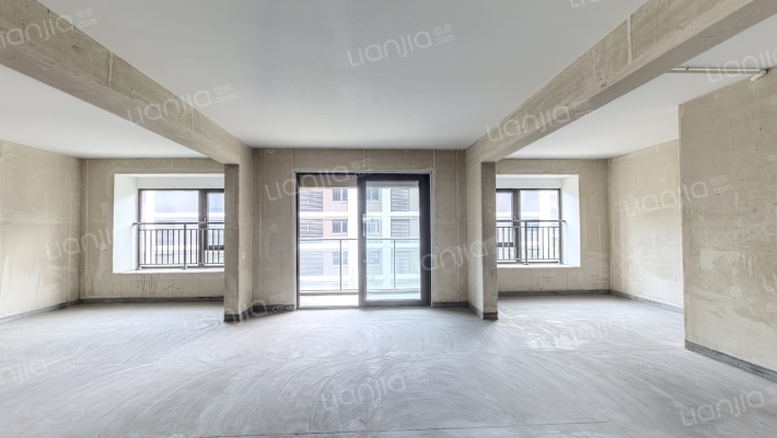 融创雍荣园二手房实景图