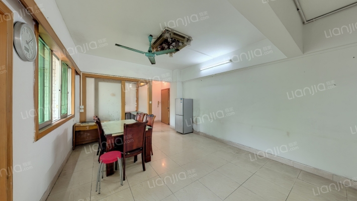 光大华信大厦二手房实景图