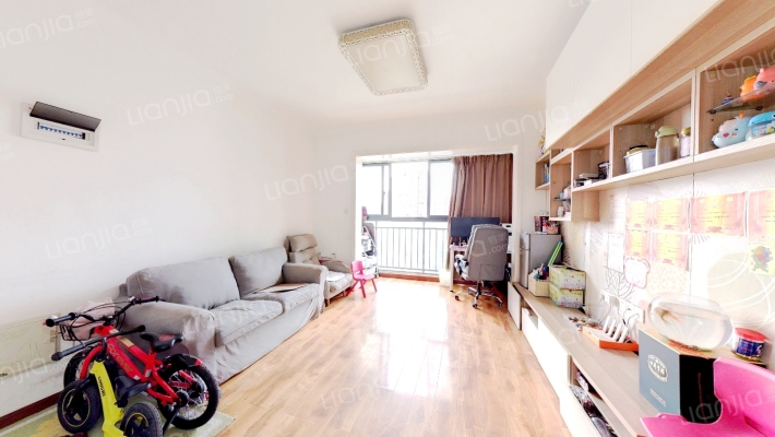 东沙花园南区二手房实景图