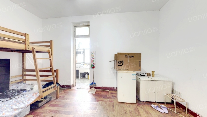 横过街楼街74号二手房实景图