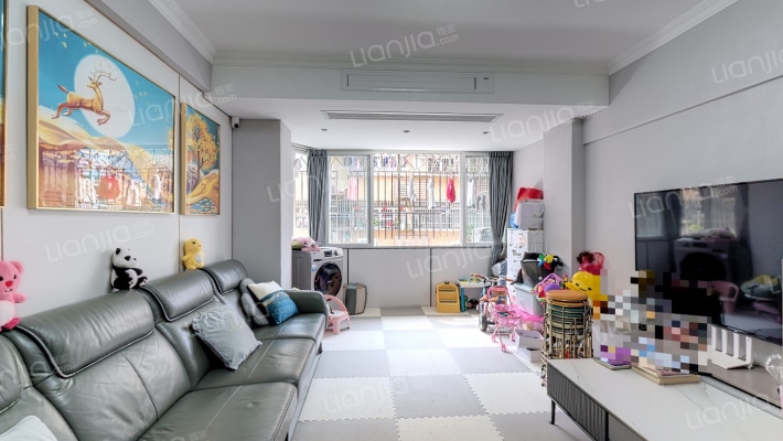 聚宝综合楼二手房实景图