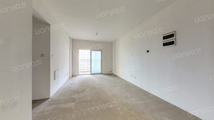 缤纷翡翠湾二期二手房实景图