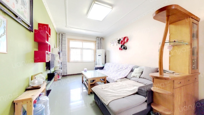 秦岭路218号院二手房实景图