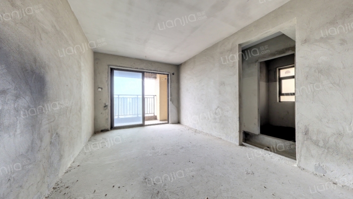 绿地新里缇香公馆二手房实景图