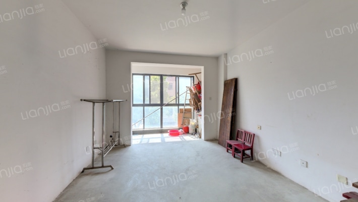 绿城馨苑二手房实景图