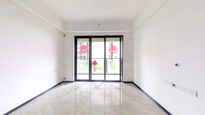 悦里二手房实景图