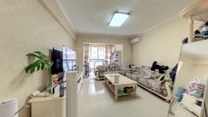 富诗特二手房实景图