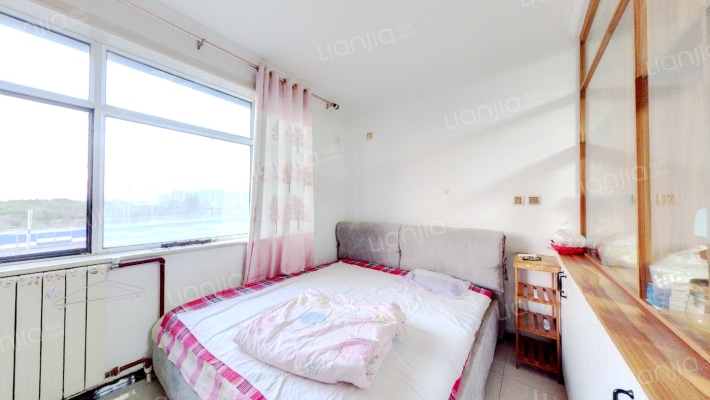 卓达太阳城青年之都二手房实景图