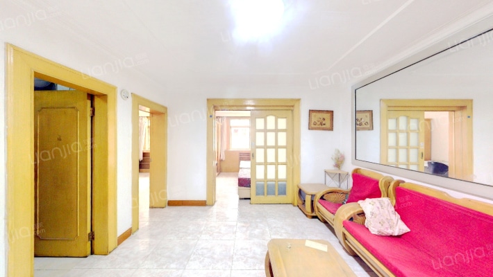 讷河西里二手房实景图