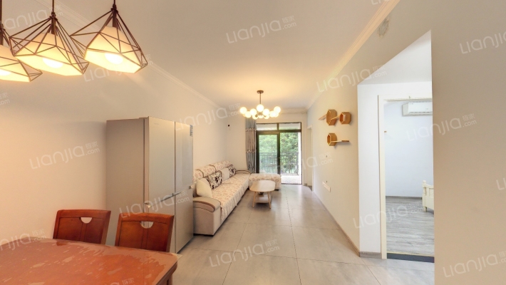 富力城地壹站二手房实景图