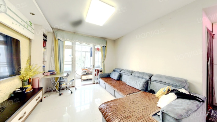 机场企岗山花园二手房实景图