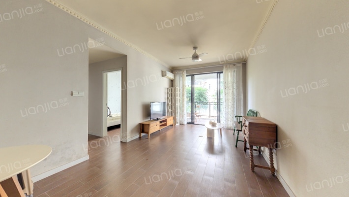 峰景左岸二手房实景图