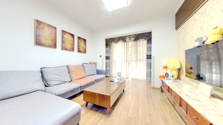 龙域都市兰亭二手房实景图