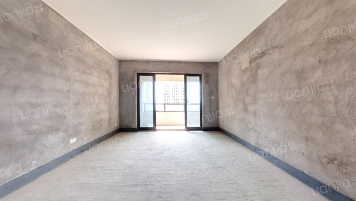 中伦金海岸二手房实景图