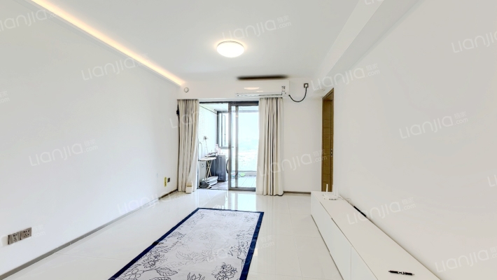 新世界云逸二手房实景图