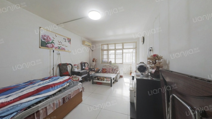 小纬六路95号二手房实景图