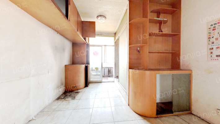 艳路四期康居小区二手房实景图