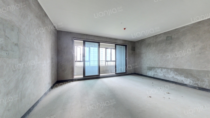 鲁能泰山7号一街区二手房实景图