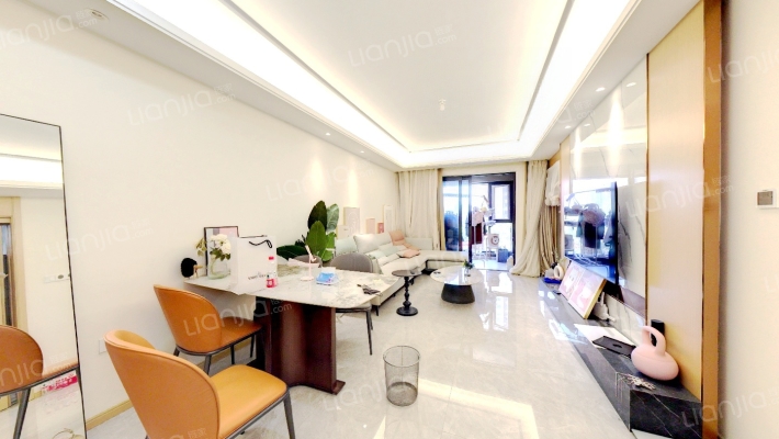 保利爱尚里二手房实景图