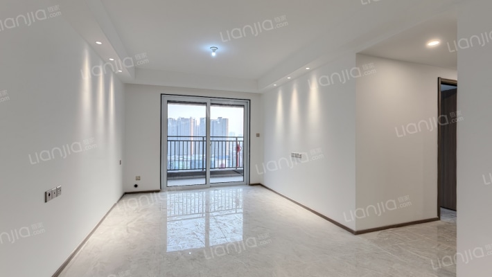 奥园誉峰澜樾庭二手房实景图